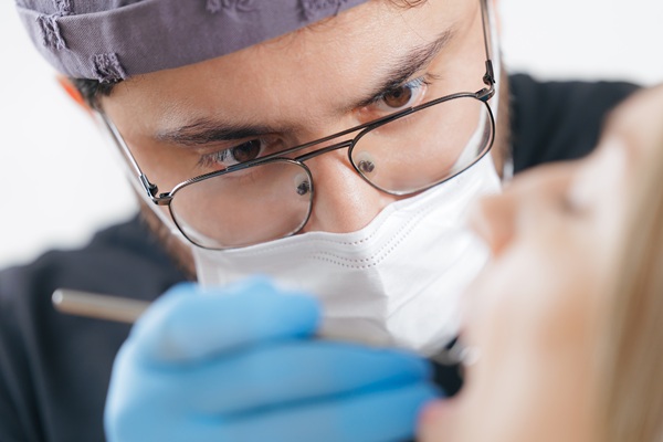 When To Consider A Root Canal Over A Tooth Extraction